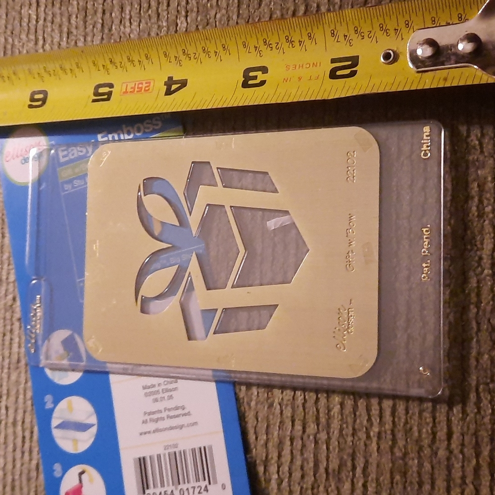 Ellison easy emboss gift w bow #22102